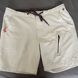 American Outdoorsman Mens shorts